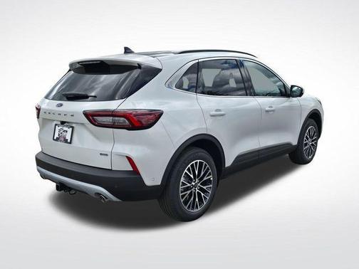 2024 Ford Escape PHEV SE