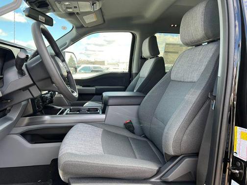 AGATE BLACK 2026 Ford F-350 XLT