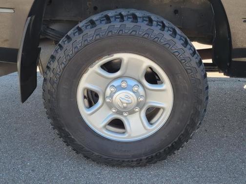 2018 RAM 3500 Tradesman Crew Cab 4x4 8' Box