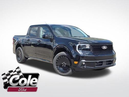 2025 Ford Maverick Lobo Standard