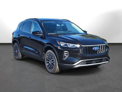 2026 Ford Escape PHEV SE