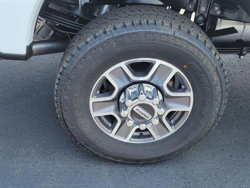 2025 Ford F-350 XLT