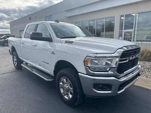 2021 RAM 2500 Big Horn Crew Cab 4x4 6'4' Box
