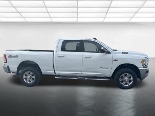 2021 RAM 2500 Big Horn Crew Cab 4x4 6'4' Box