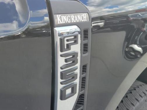 2026 Ford F-350 Platinum