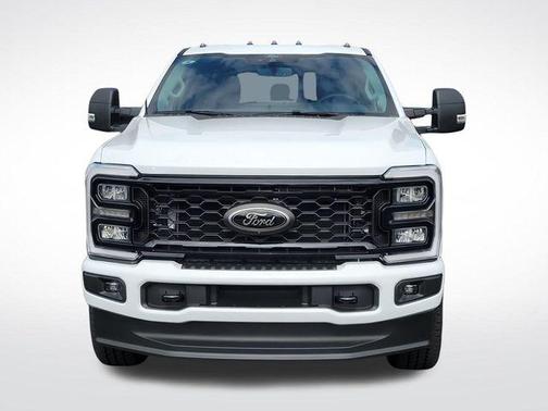 2026 Ford F-350 XLT