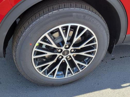 2026 Ford Escape PHEV SE