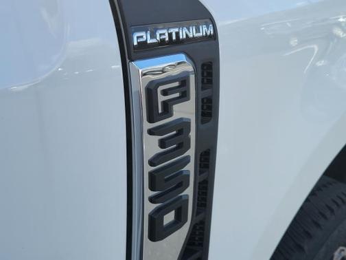 2025 Ford F-350 Platinum