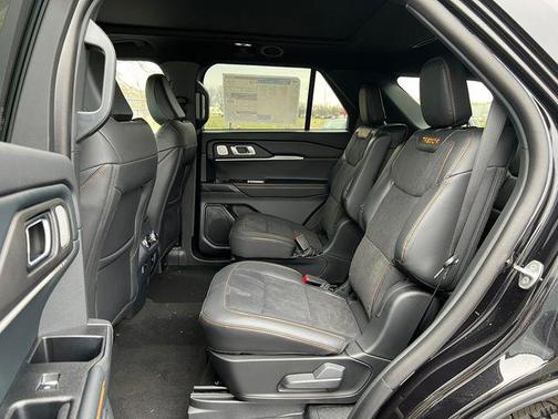 AGATE BLACK METALLIC 2026 Ford Explorer Tremor