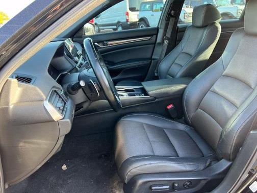 Crystal Black Pearl 2019 Honda Accord Sport