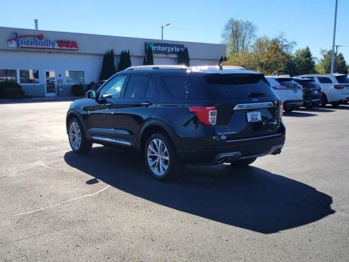 2022 Ford Explorer Platinum