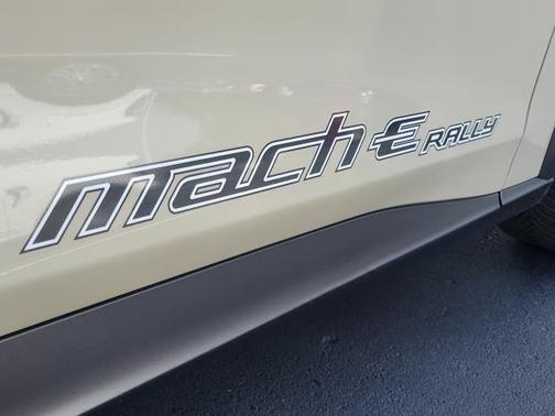 2025 Ford Mustang Mach-E GT