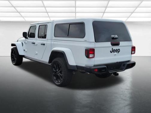 2024 Jeep Gladiator Nighthawk