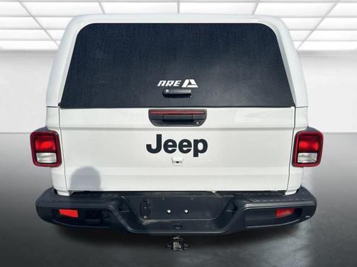 2024 Jeep Gladiator Nighthawk