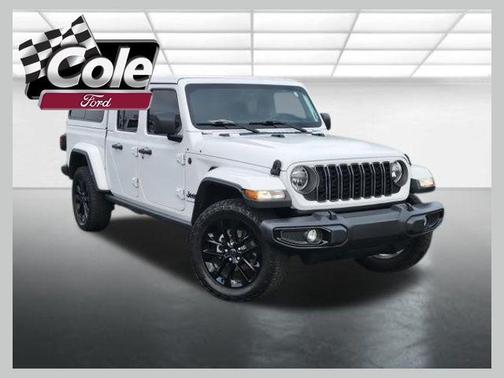 2024 Jeep Gladiator Nighthawk