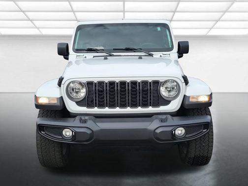 2024 Jeep Gladiator Nighthawk