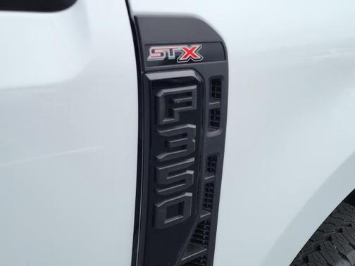 2025 Ford F-350 XL