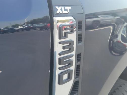 2025 Ford F-350 XLT