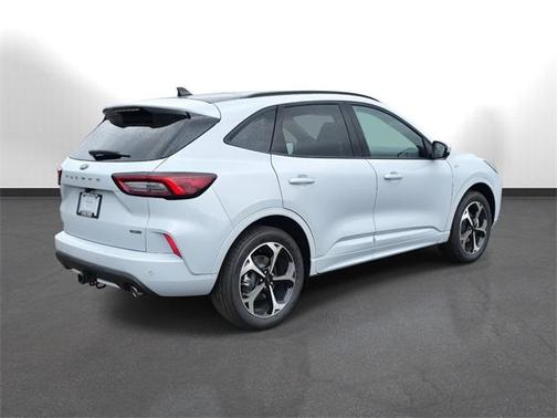 2025 Ford Escape ST-Line Elite