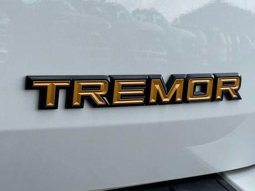 Star White Metallic Tri-Coat 2026 Ford Explorer Tremor
