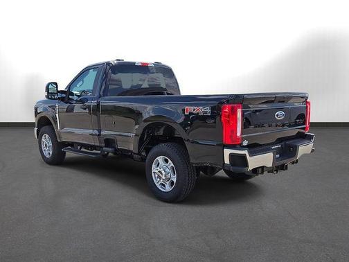 2025 Ford F-350 XLT