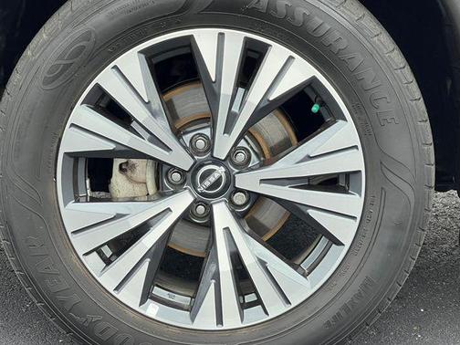 Scarlet Ember Tintcoat 2022 Nissan Rogue SV