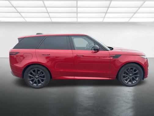 2024 Land Rover Range Rover Sport SE