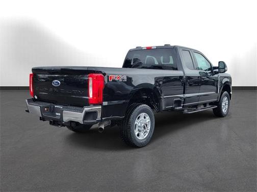 2025 Ford F-350 XLT