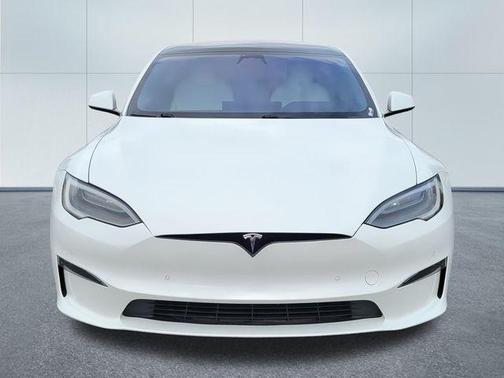 2022 Tesla Model S Plaid