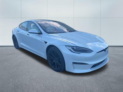 2022 Tesla Model S Plaid