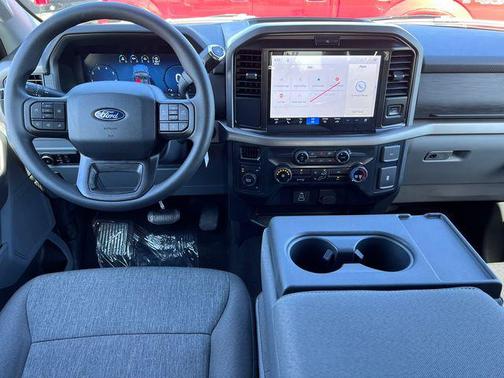 AGATE BLACK METALLIC 2026 Ford F-150 XLT