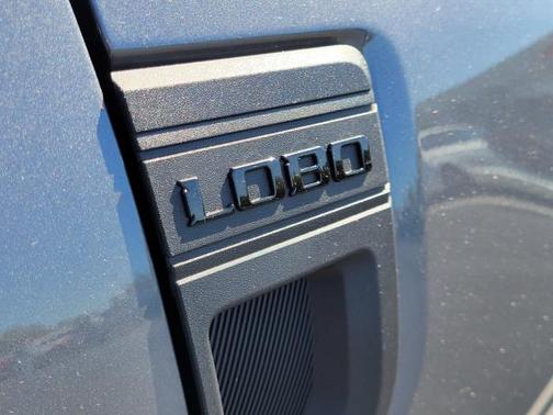 2025 Ford Maverick Lobo Standard