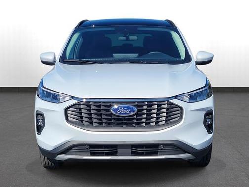 2026 Ford Escape PHEV SE