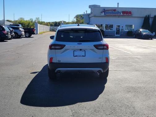 2026 Ford Escape PHEV SE