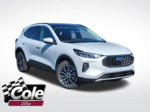 2026 Ford Escape PHEV SE