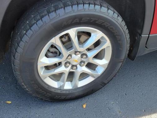 2018 Chevrolet Traverse LT Cloth