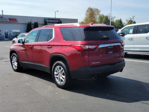 2018 Chevrolet Traverse LT Cloth