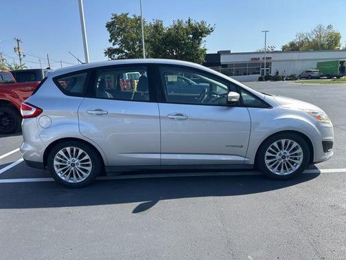 2017 Ford C-Max Hybrid SE