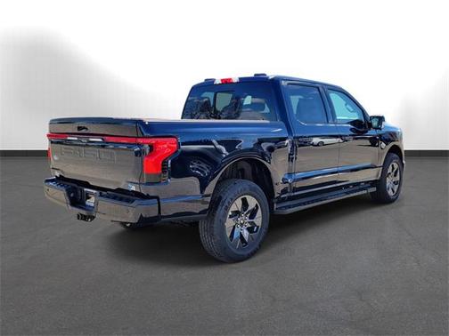 2025 Ford F-150 Lightning LARIAT