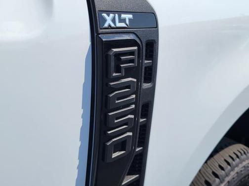 2026 Ford F-250 XLT