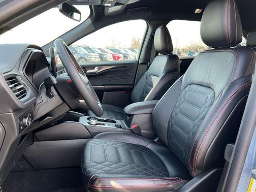 2023 Ford Escape ST-Line Elite