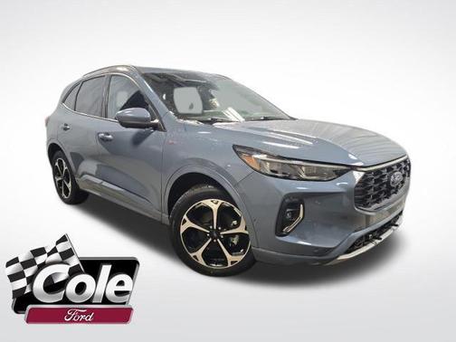 2023 Ford Escape ST-Line Elite