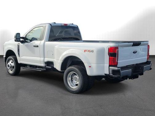 2026 Ford F-350 XLT