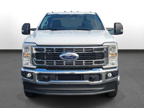 2026 Ford F-350 XLT