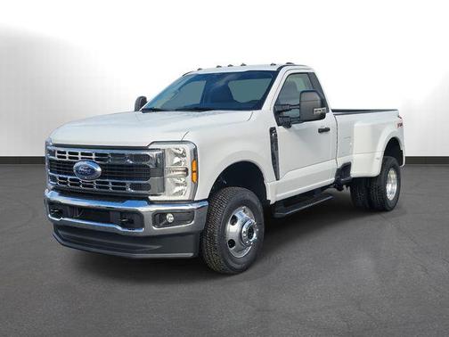 2026 Ford F-350 XLT