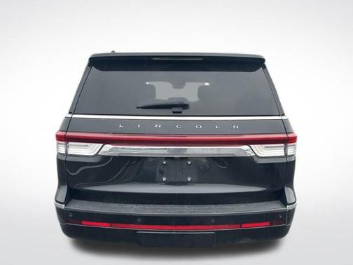2024 Lincoln Navigator Premiere