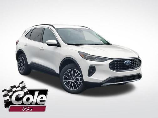 2025 Ford Escape PHEV SE