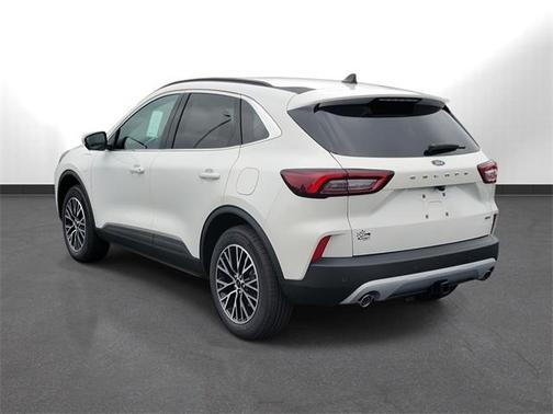 2025 Ford Escape PHEV SE