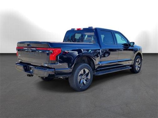 2025 Ford F-150 Lightning LARIAT