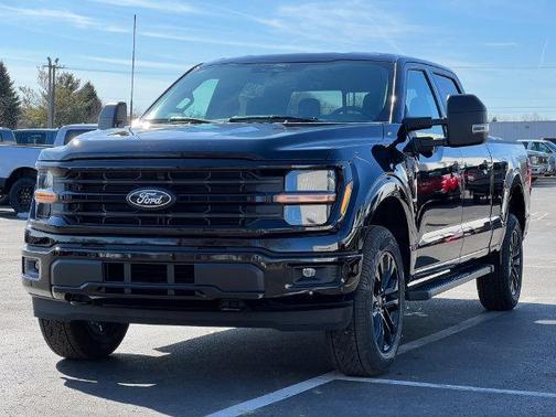 AGATE BLACK METALLIC 2026 Ford F-150 XLT